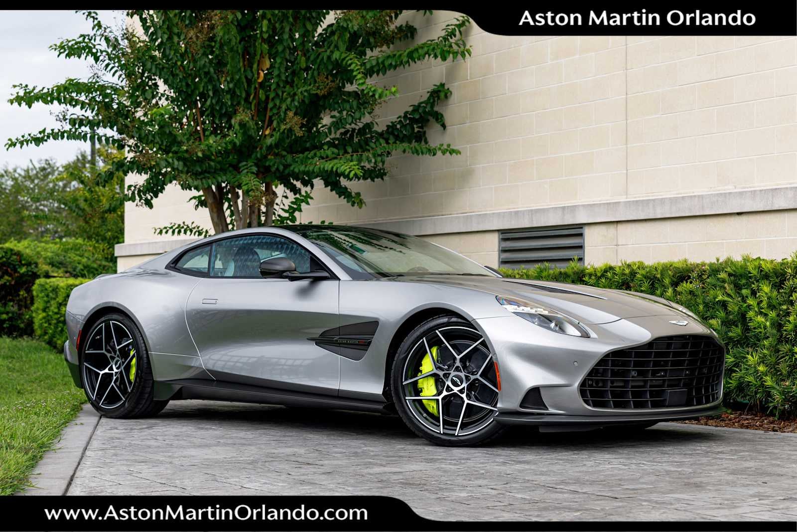 2025 Aston Martin Vanquish Base