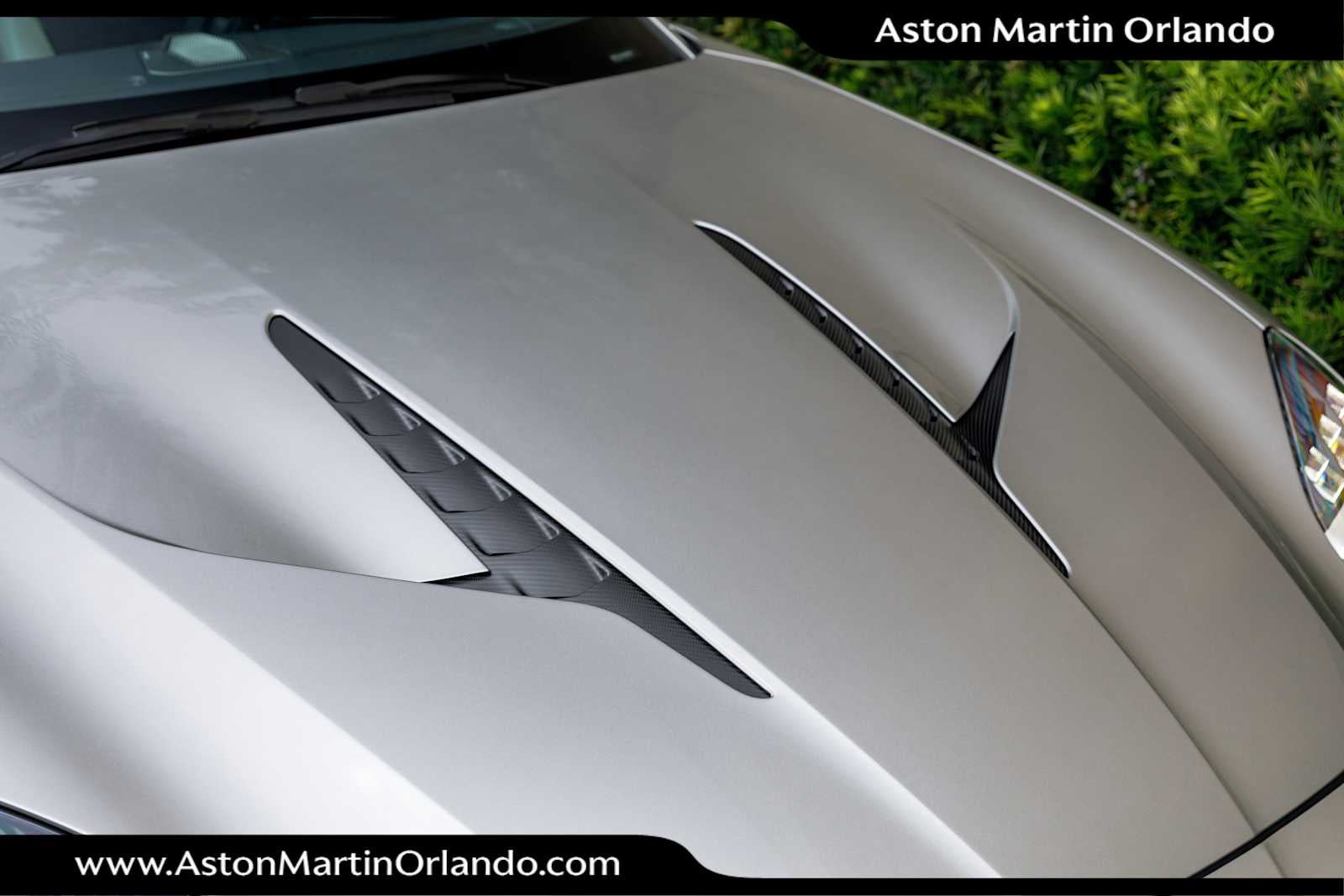 2025 Aston Martin Vanquish Base