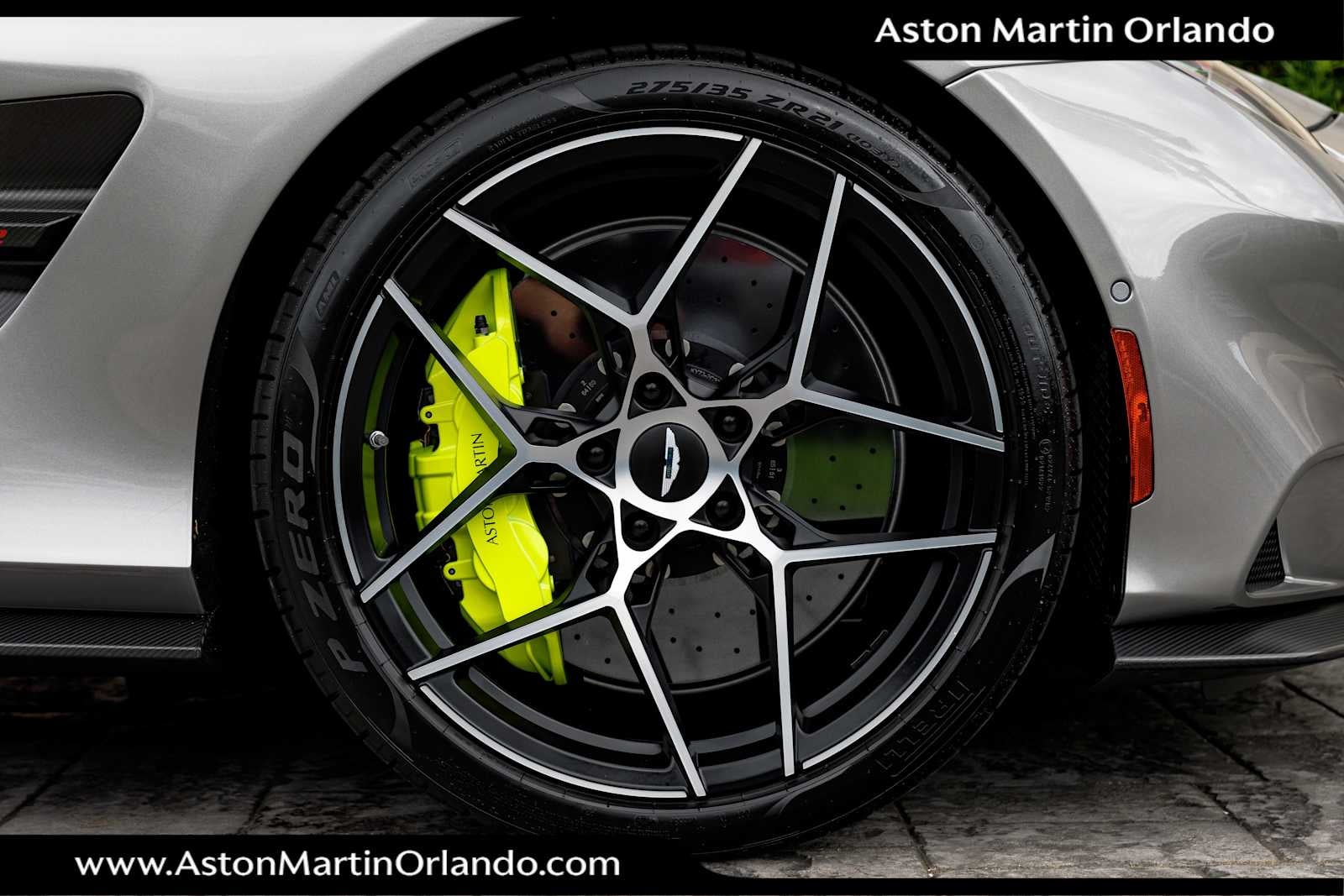2025 Aston Martin Vanquish Base