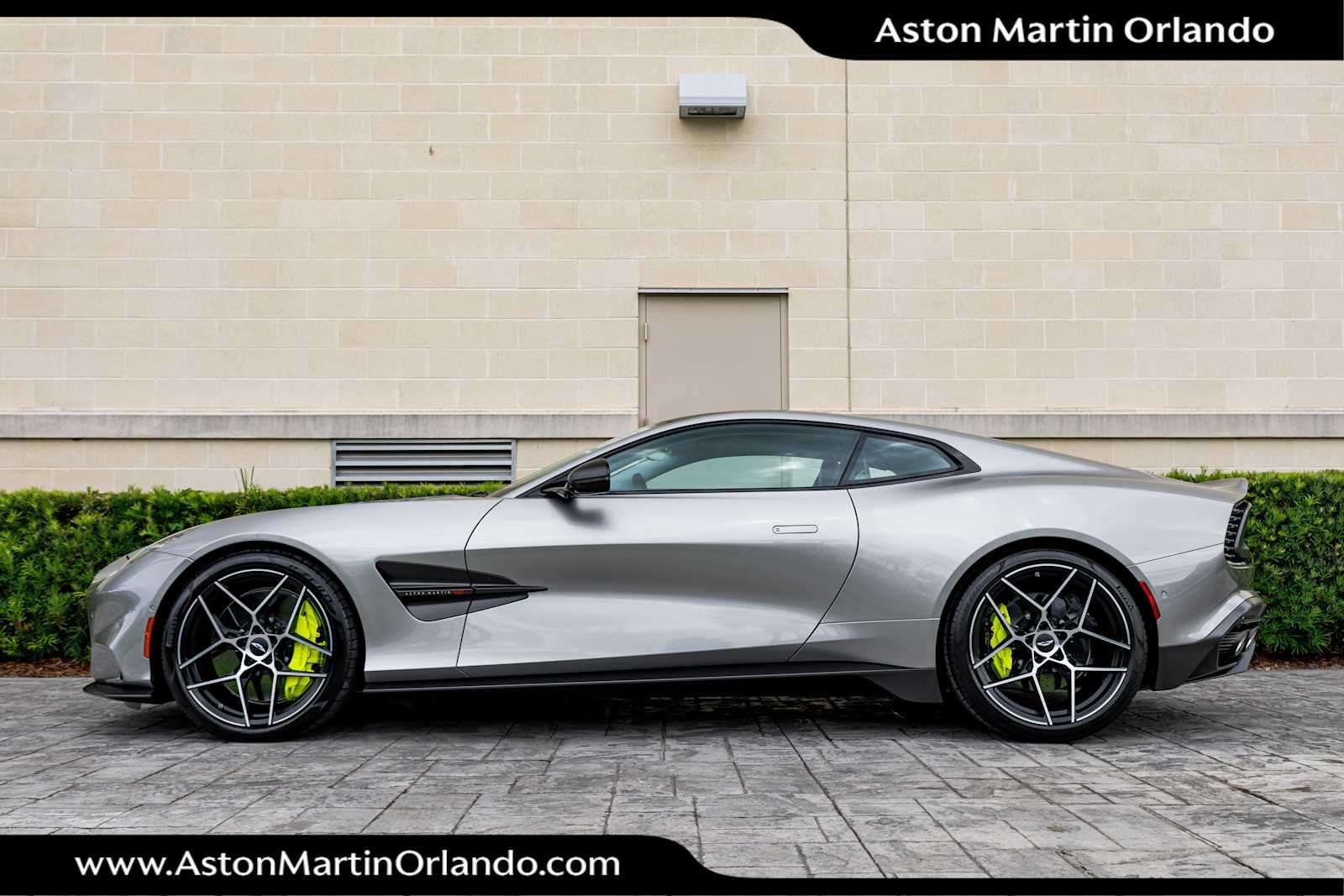 2025 Aston Martin Vanquish Base