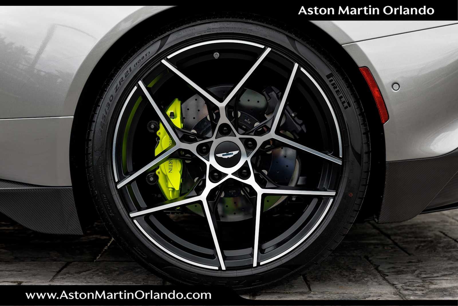 2025 Aston Martin Vanquish Base