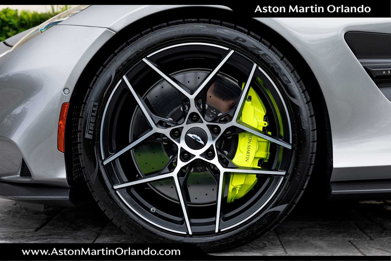 2025 Aston Martin Vanquish Base