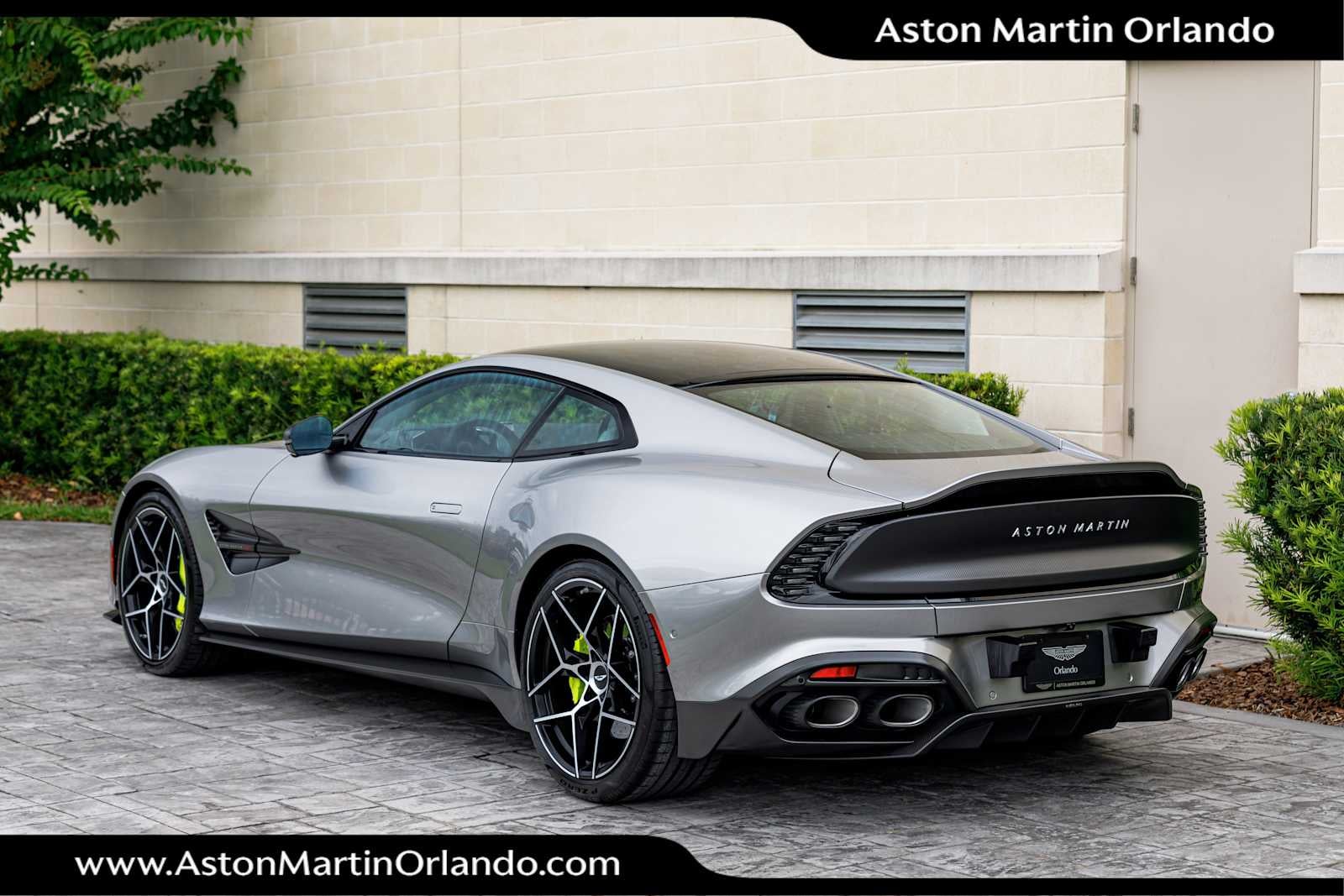 2025 Aston Martin Vanquish Base