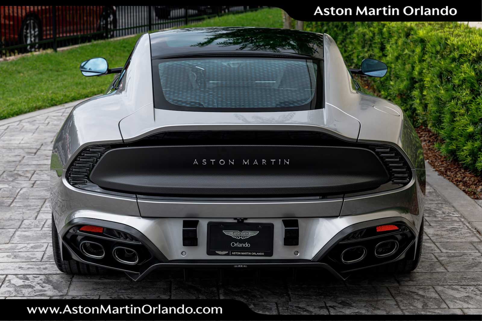 2025 Aston Martin Vanquish Base