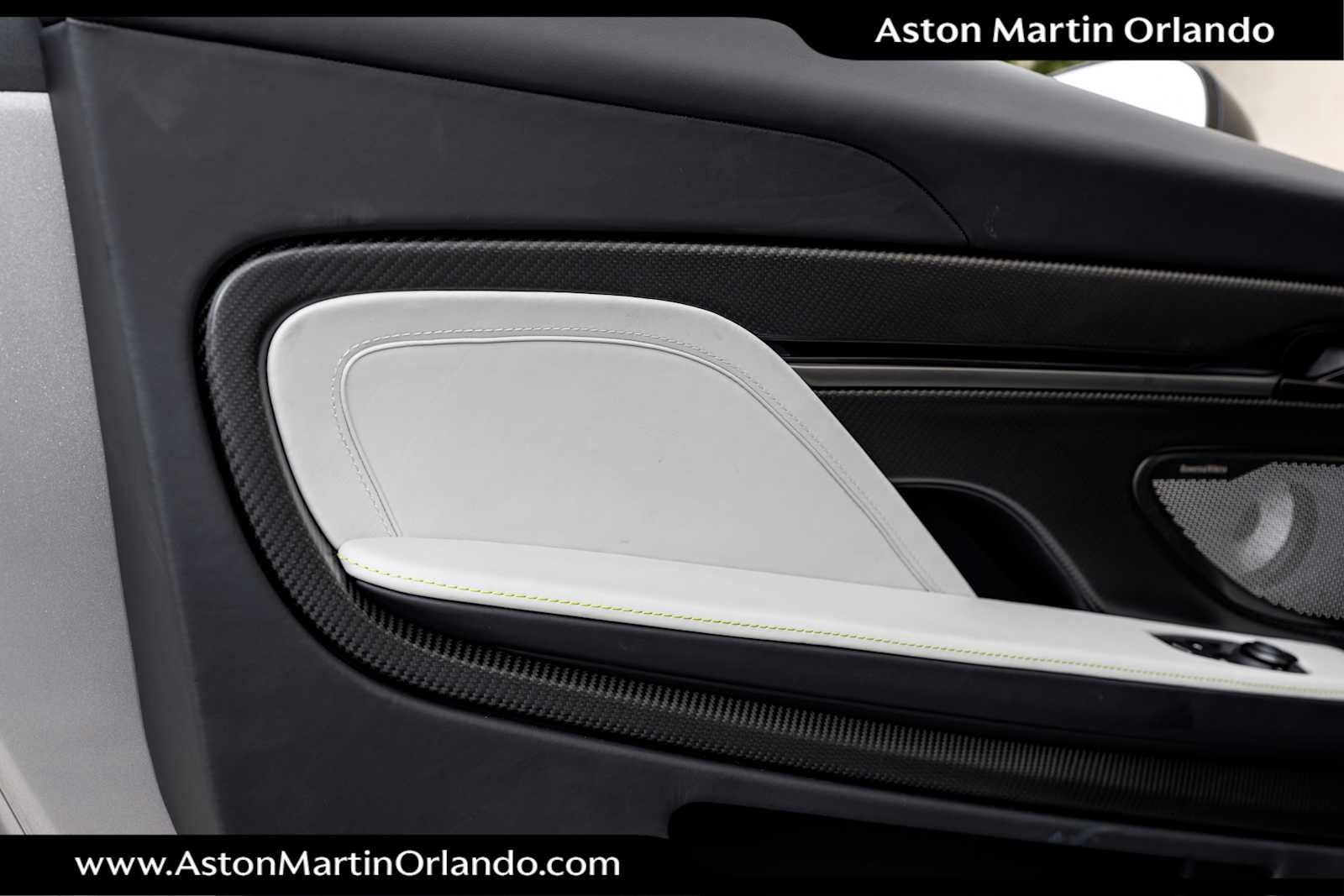 2025 Aston Martin Vanquish Base