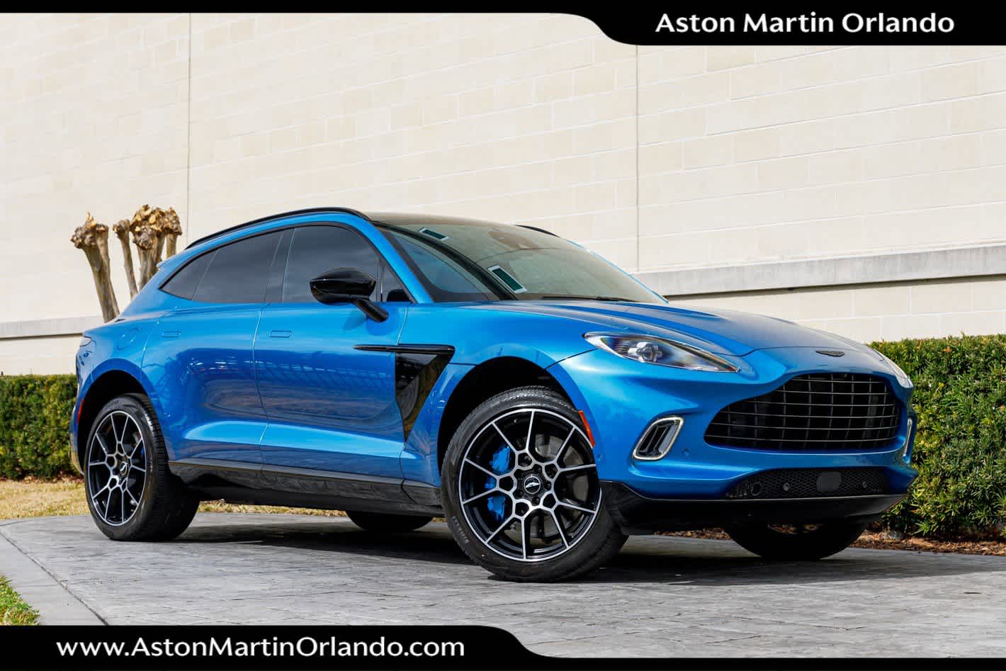 2021 Aston Martin DBX Base
