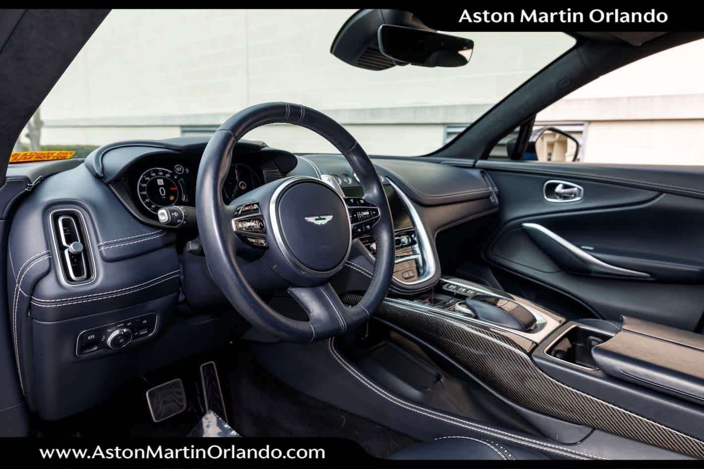 2021 Aston Martin DBX Base