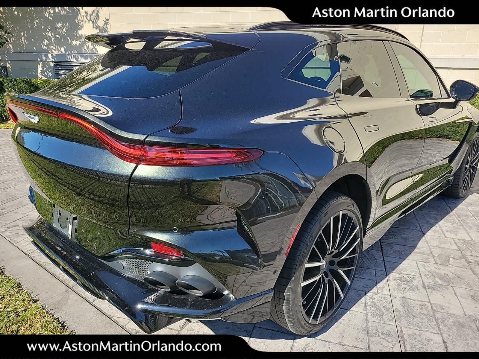 2023 Aston Martin DBX 707