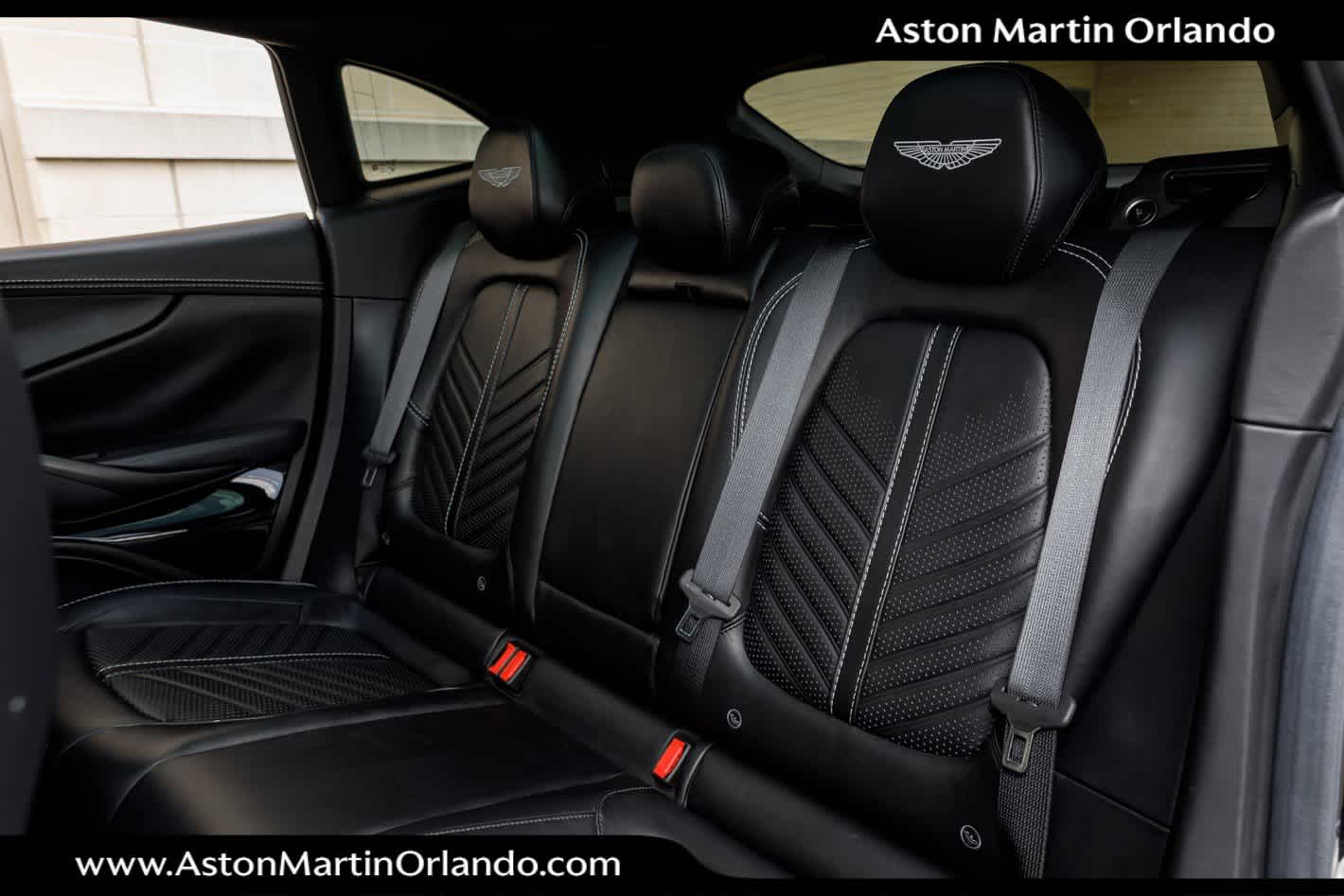2023 Aston Martin DBX 707