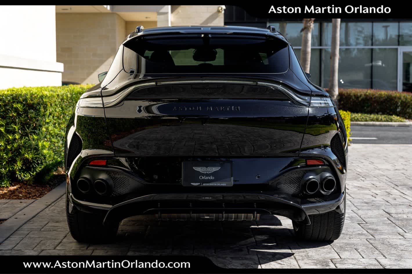 2025 Aston Martin DBX 707