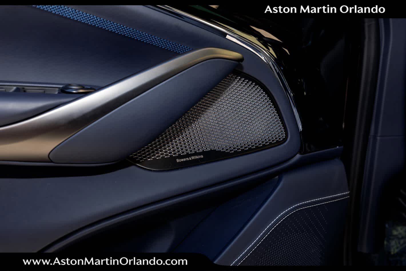 2025 Aston Martin DBX 707