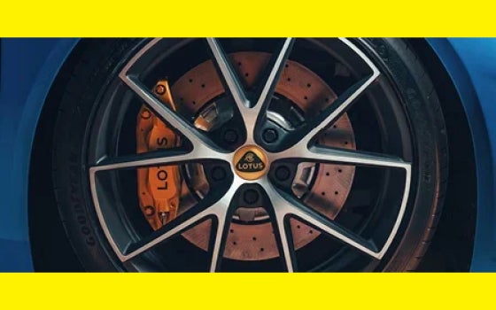 Complimentary Mini Detail with Any Service